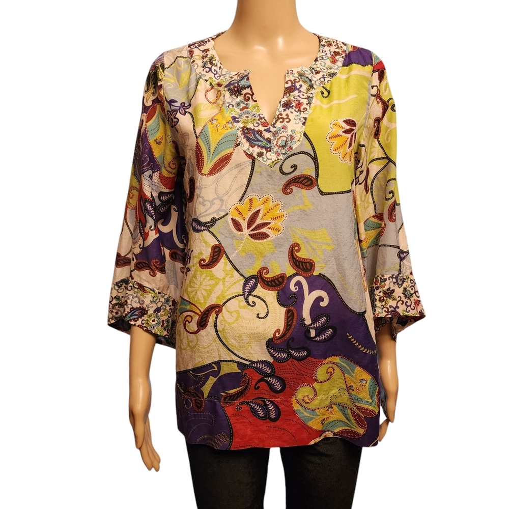 Area Flowy Colorful Women's V-neck Blouse Size S